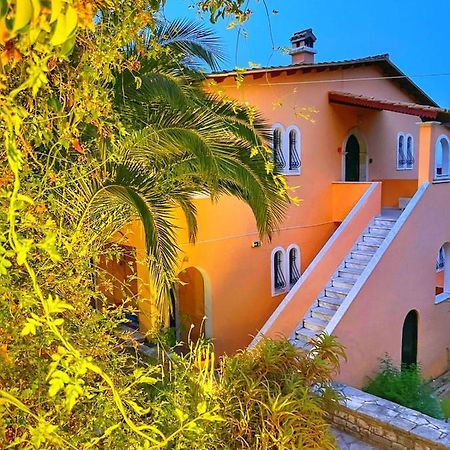 Silent Bay Apartments Katavolos Luaran gambar