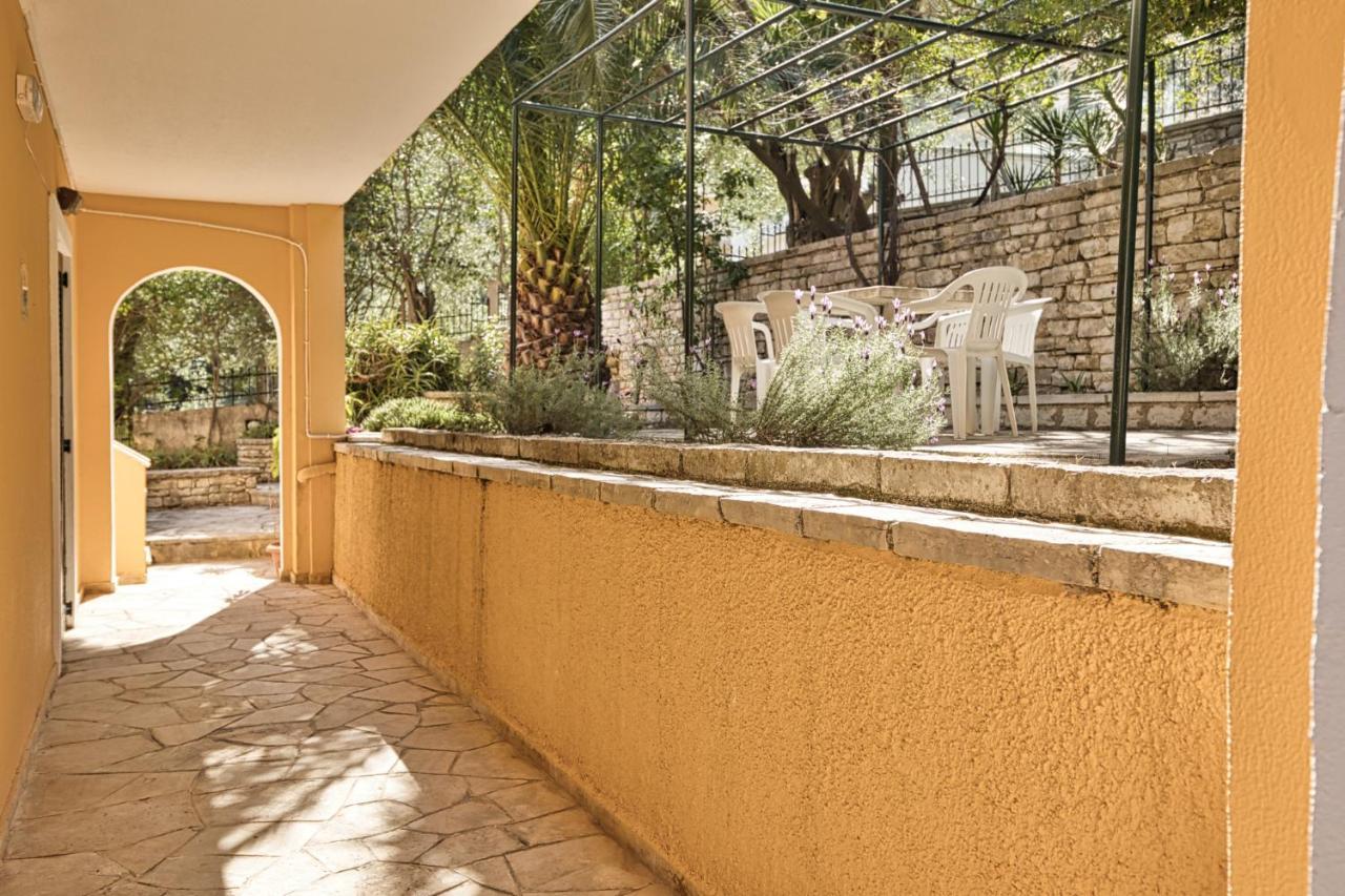 Silent Bay Apartments Katavolos Luaran gambar