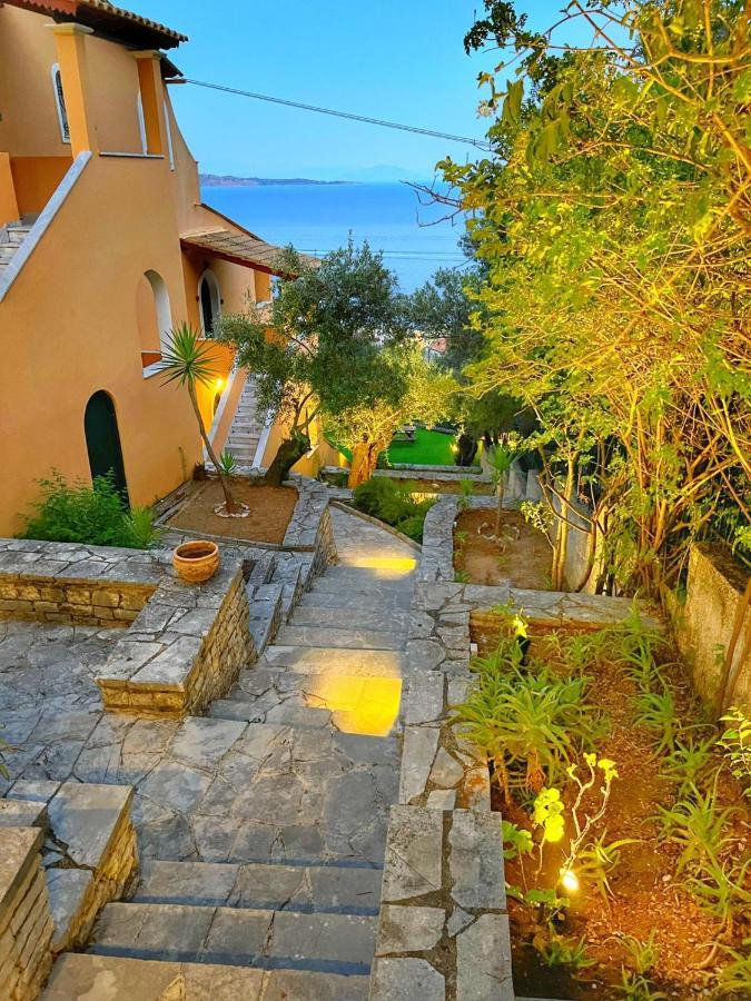 Silent Bay Apartments Katavolos Luaran gambar